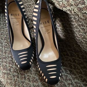Aldo Rise black cutout platform heels size 7
